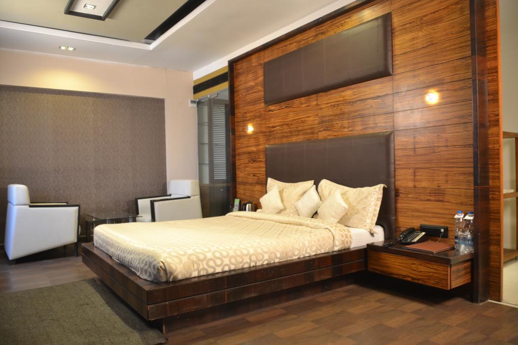 Sea Rock Inn Daman Ngoại thất bức ảnh
