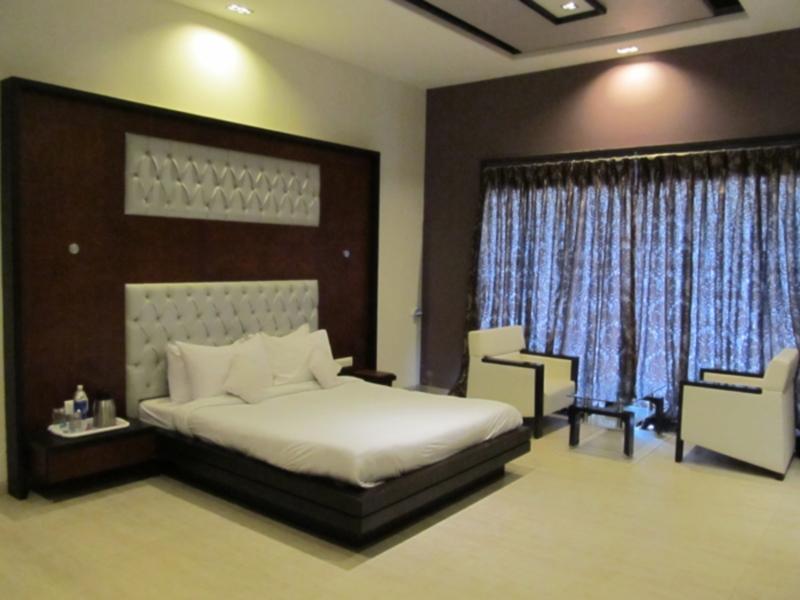 Sea Rock Inn Daman Ngoại thất bức ảnh