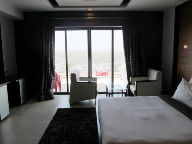 Sea Rock Inn Daman Ngoại thất bức ảnh